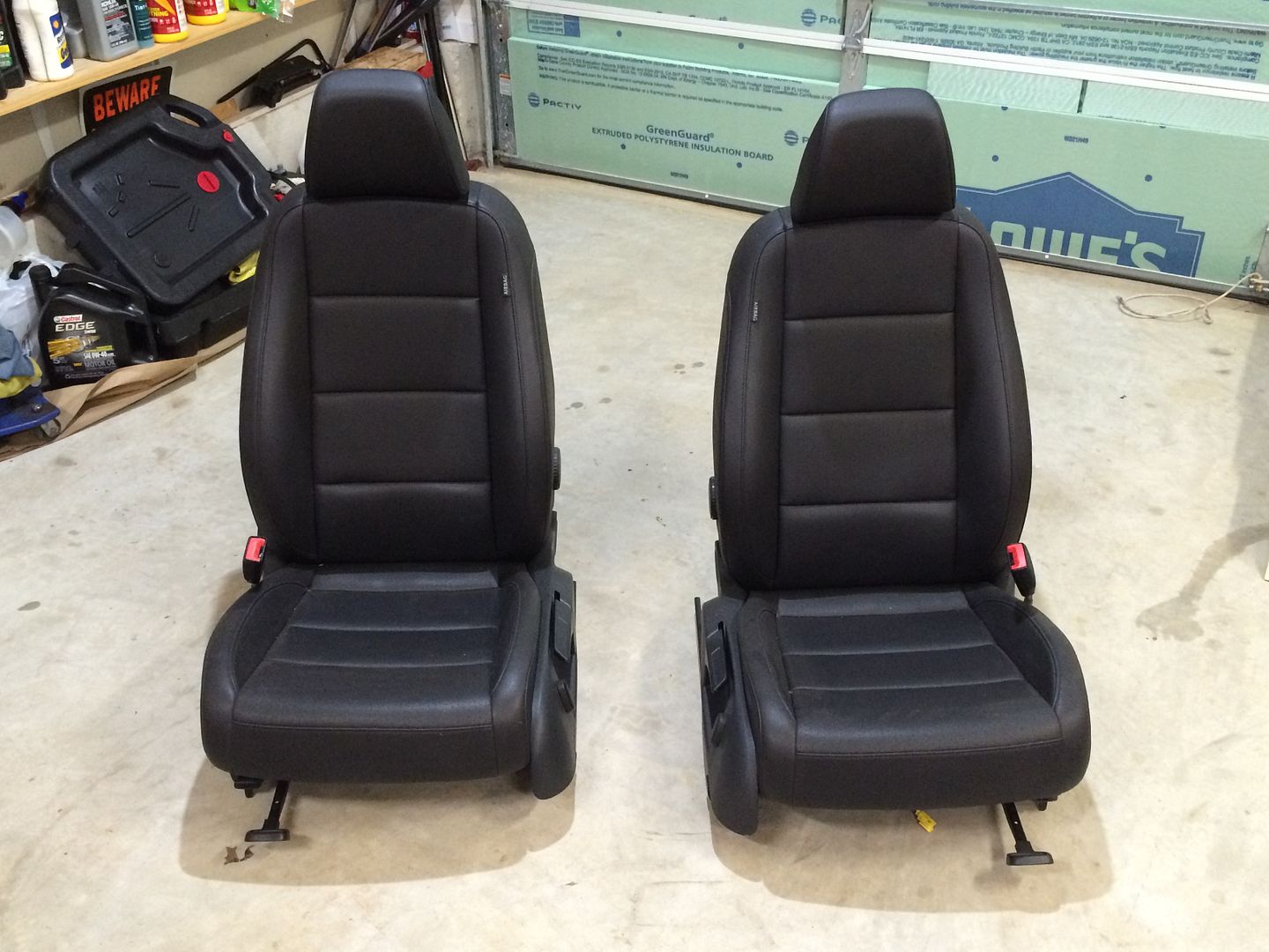 2011 Jetta Front Leatherette Seats (Power Lumbar and Heated) around 7k